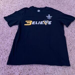 BOYS SIZE LARGE NHL PITTSBURGH PENGUINS SHIRT